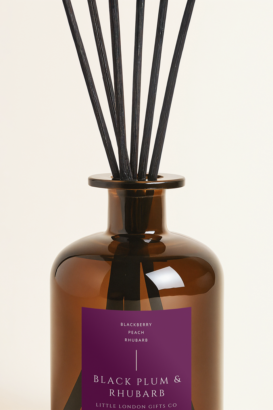 Black Plum & Rhubarb Diffuser image 3