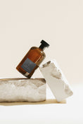 Load image into Gallery viewer, Vintage Dark Honey Diffuser
