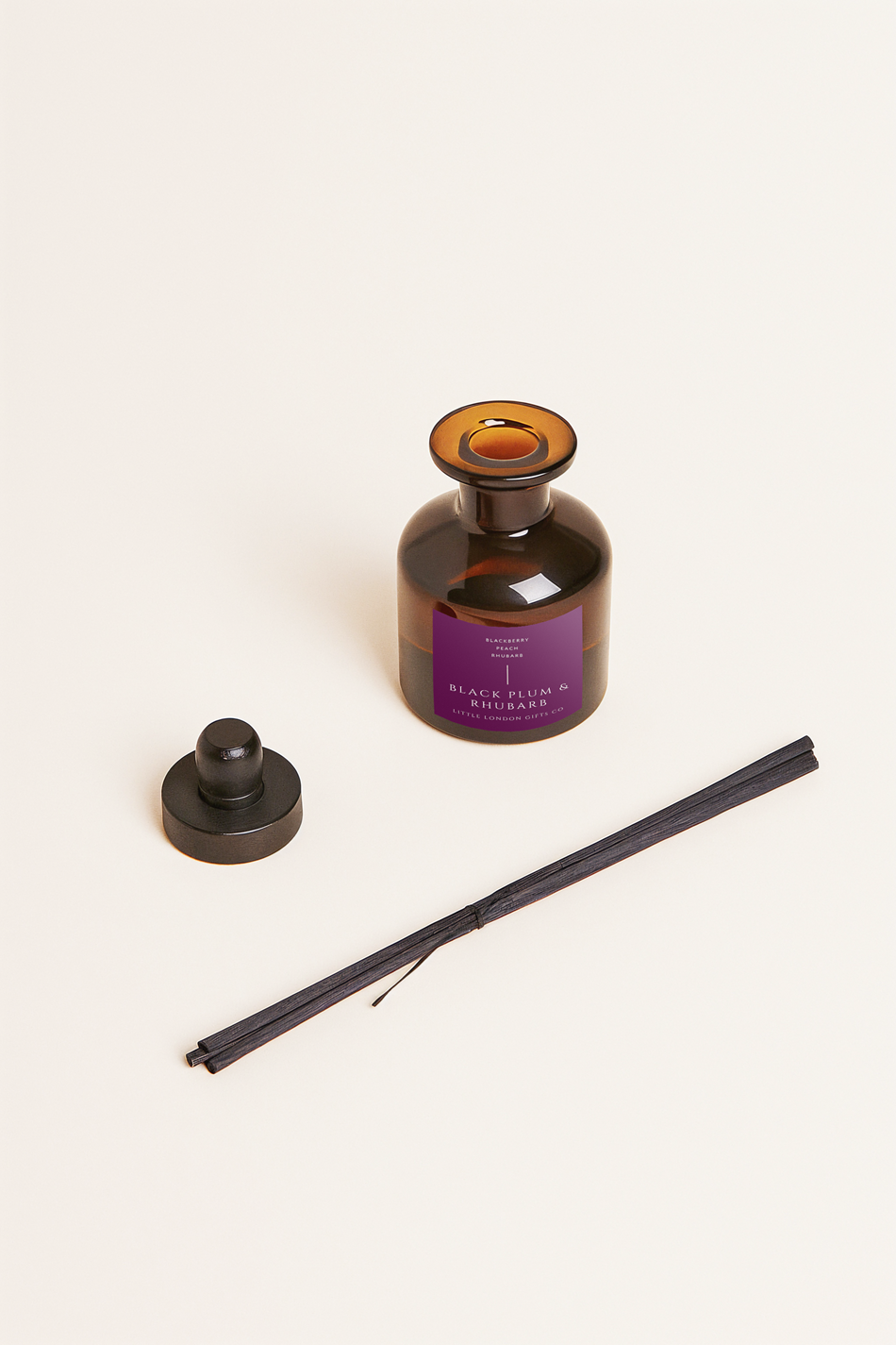 Black Plum & Rhubarb Diffuser image 5